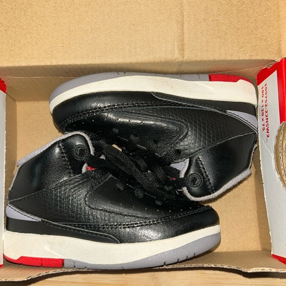 Retro Jordan 2’s - Picture 1 of 2